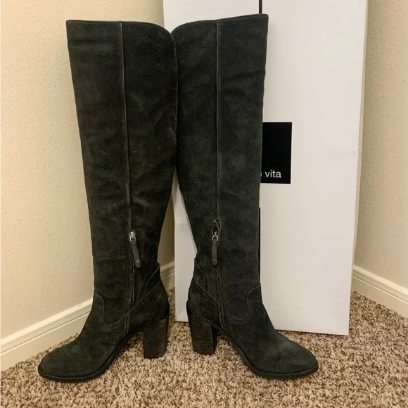 Gently worn - Over the knee suede Dolce Vita boots - Picture 2 of 6
